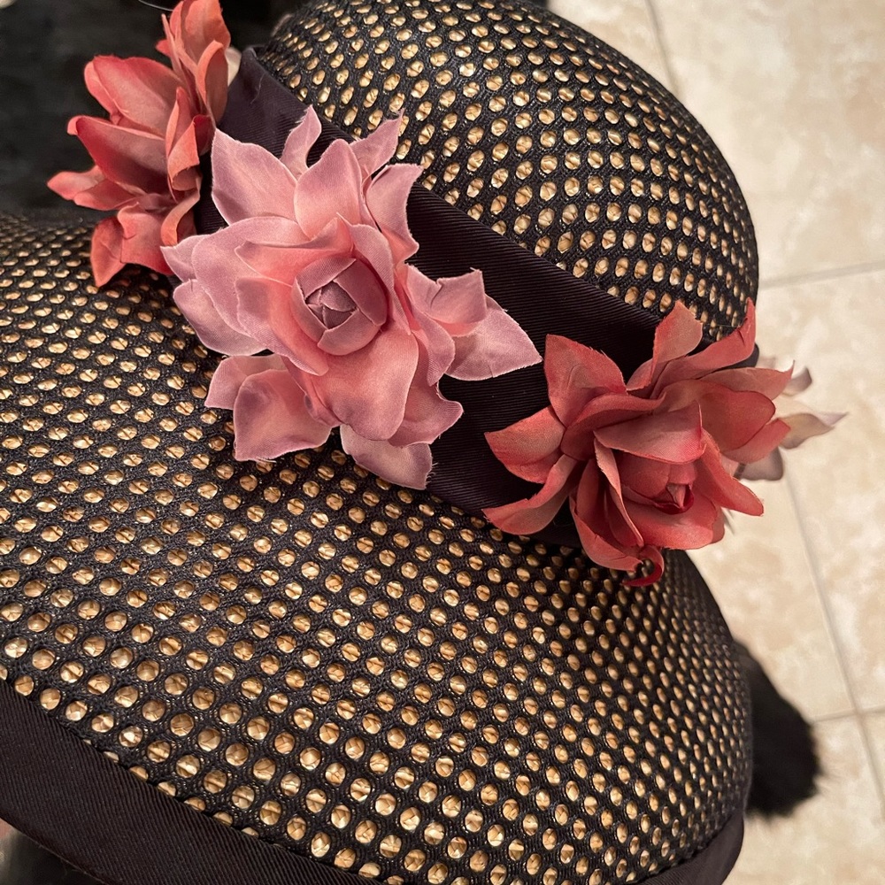 Whittall & Shon ladies hat